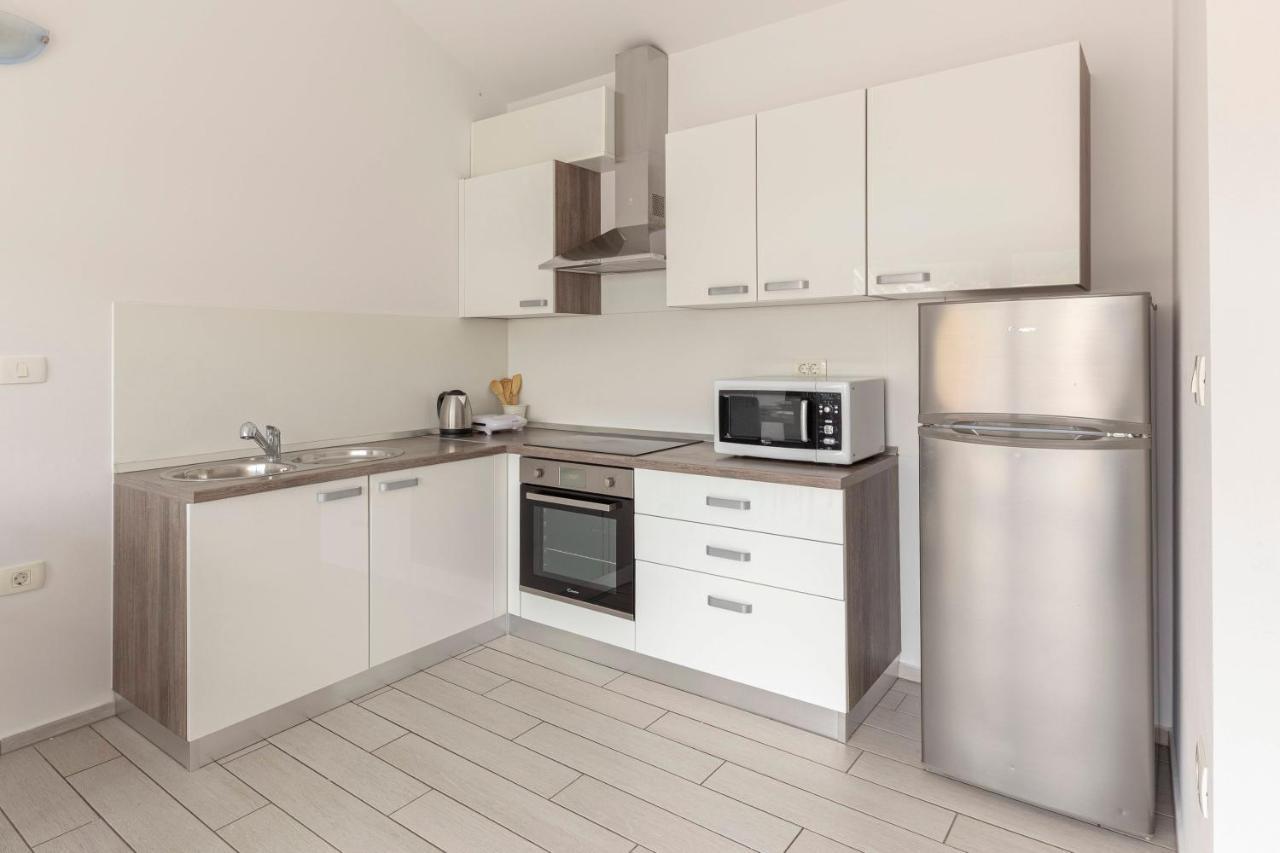Apartments Era إيزولا المظهر الخارجي الصورة
