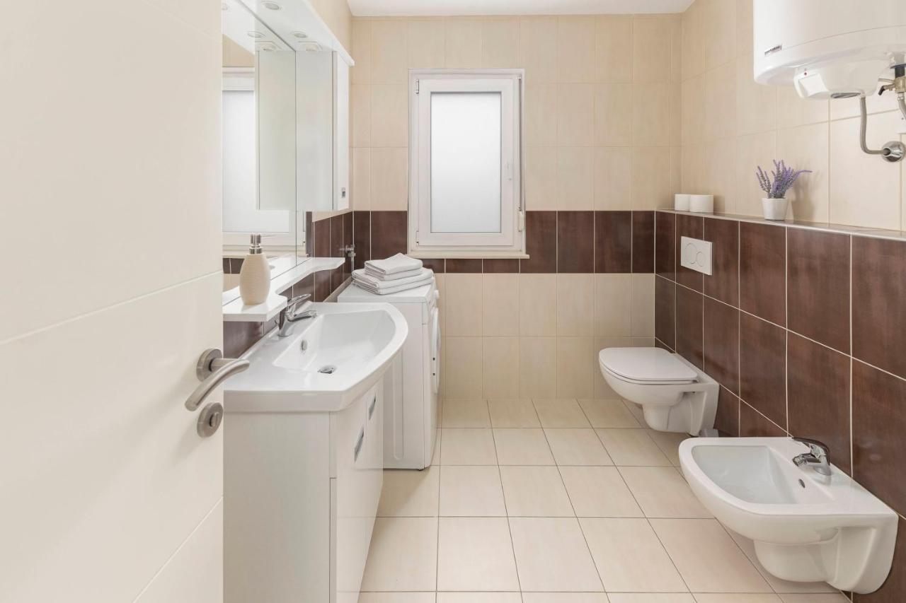 Apartments Era إيزولا المظهر الخارجي الصورة